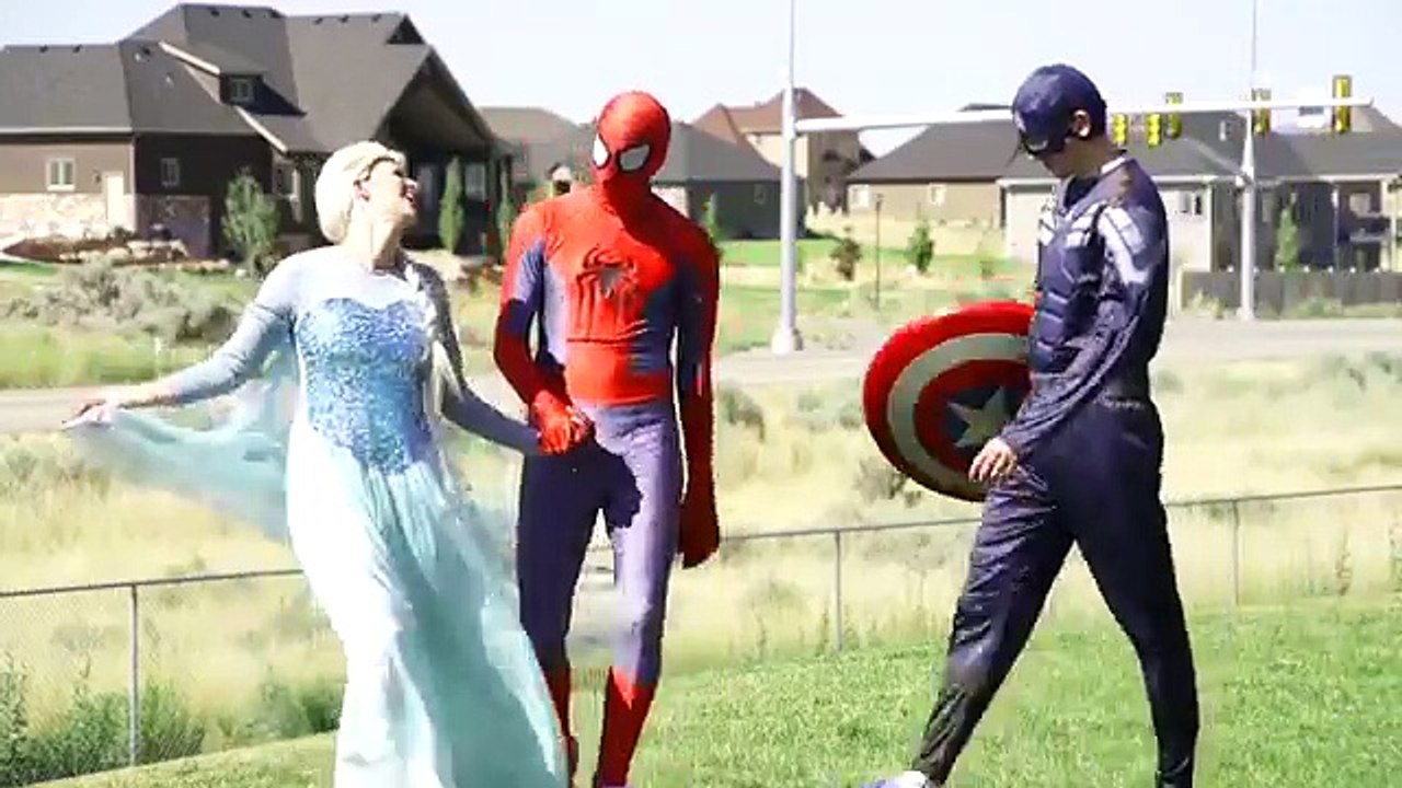 Ugly Frozen Elsa Unibrow vs Spiderman pink mohawk crazy hair on a date in love w/ pink spidergirl