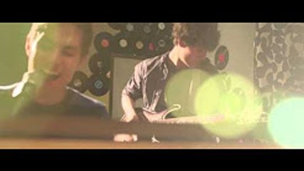 'Safe and Sound' - Taylor Swift (ft. Sam Tsui & Kurt Schneider)