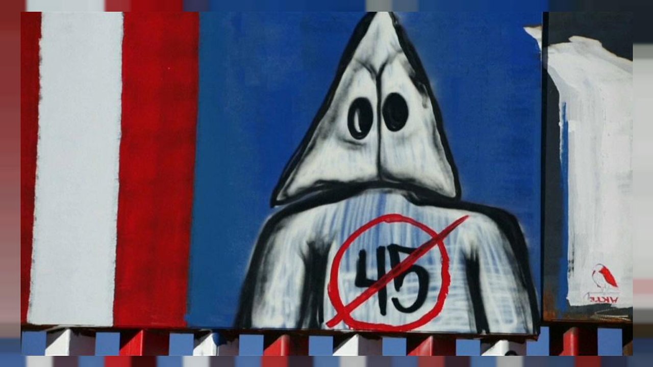 Farmers protest against Trumps plans for new U.S - Mexico border wall