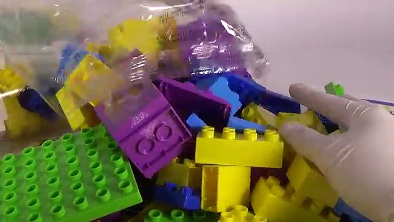 Peppa Pig Fun Park Construction Set - Toy Unboxing, Build and Play Review