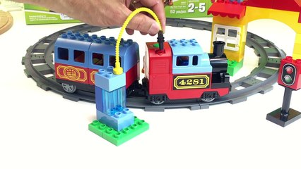 LEGO DUPLO 10507 My First Train Set vs THOMAS WOODEN RAILWAY