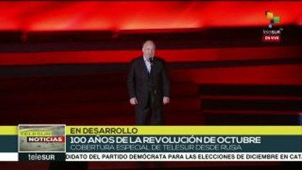 Celebran rusos 100 años de la Revolución de Octubre