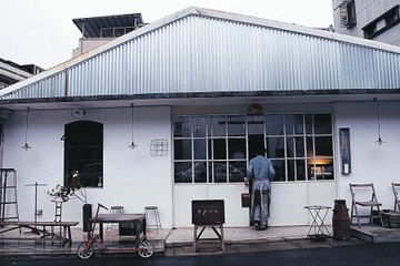 This is the Coolest Antique Store in Taipei