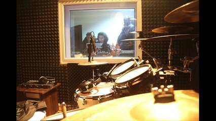 Selim Tarım-  Acilarla Sorularla - Metin Altıok Şiirlerinden Şarkılar