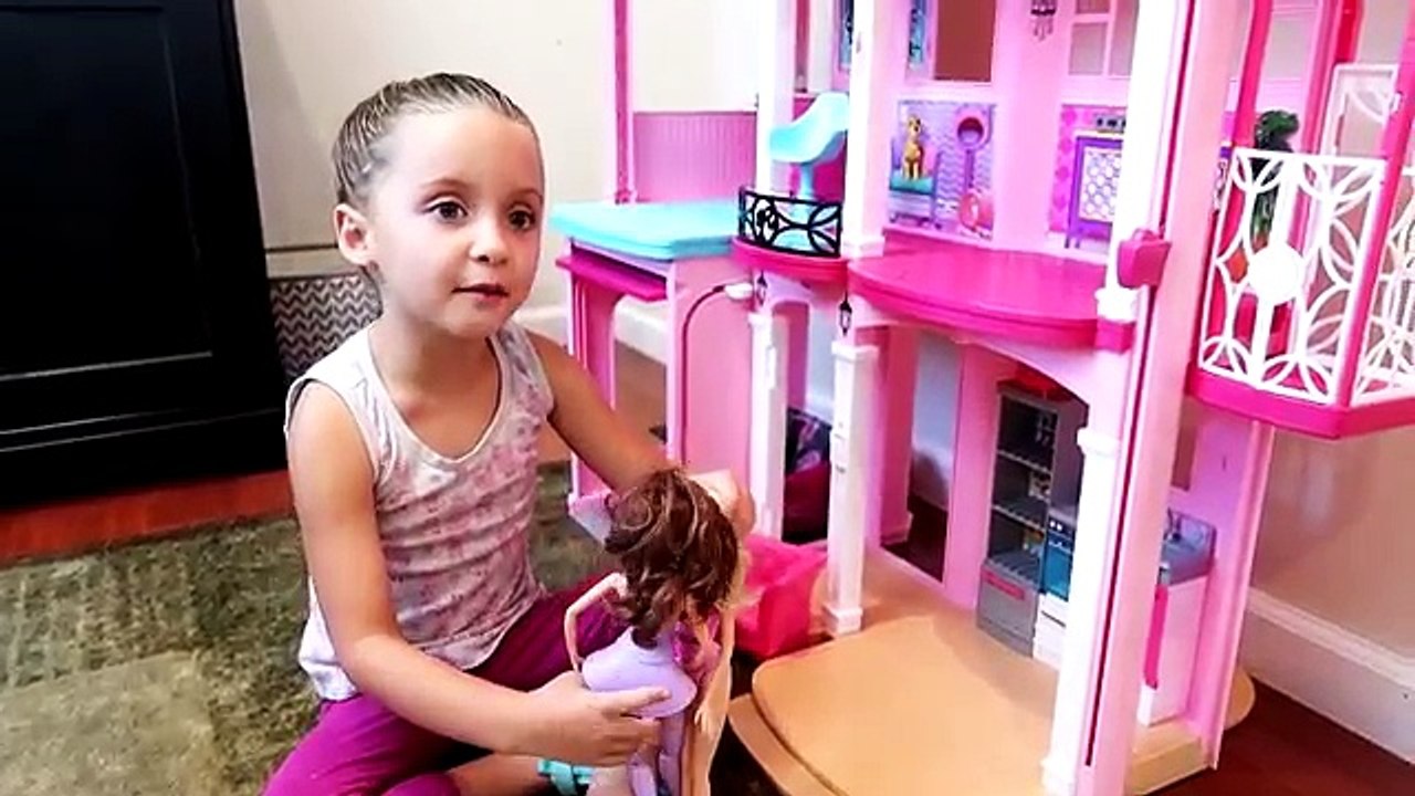 Giant Spider Attacks Girl Sleeping Compilation - Kids Toy Review - MaddaKenz Makenzie Extended Cut