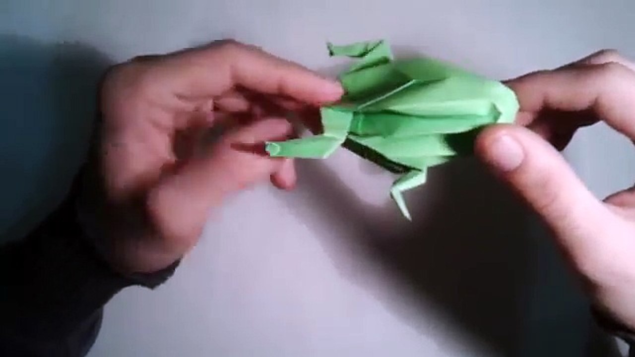 Origami - Como hacer una rana 3D