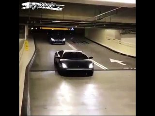 Eğer Bir Lamborginhi Sahibi Olursanız Otopark Ücreti Ödemezsiniz
