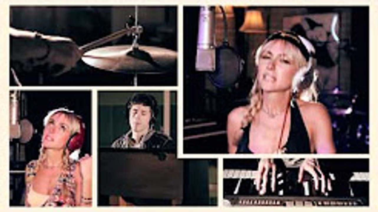 Rihanna Medley!! (ft. Matisse) BY  Zili Music Company .