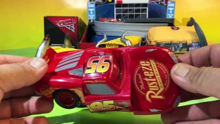Cars 3 Florida speedway spiral playset Lightning Mcqueen Jackson storm new disney pixar ca