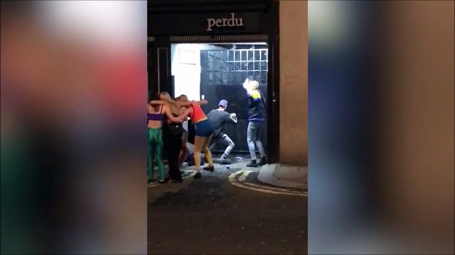 Quand tu te fais recaler par le videur en boite de nuit !