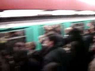 3e Jour de greve video 2sur4 - chatelet ligne 4