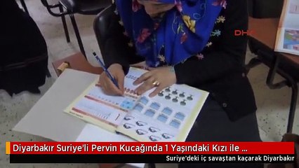 Diyarbakır Suriye'li Pervin Kucağında 1 Yaşındaki Kızı ile Okuma-Yazma Kursuna Gidiyor