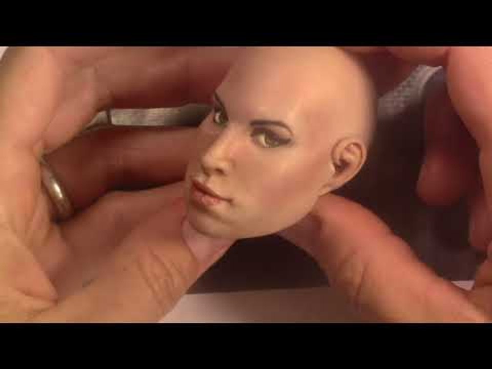 Sculptor Creates Impressive Likeness of Amy Winehouse