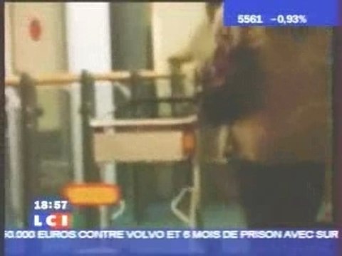 50000 volts! mort tazé par la police canadienne