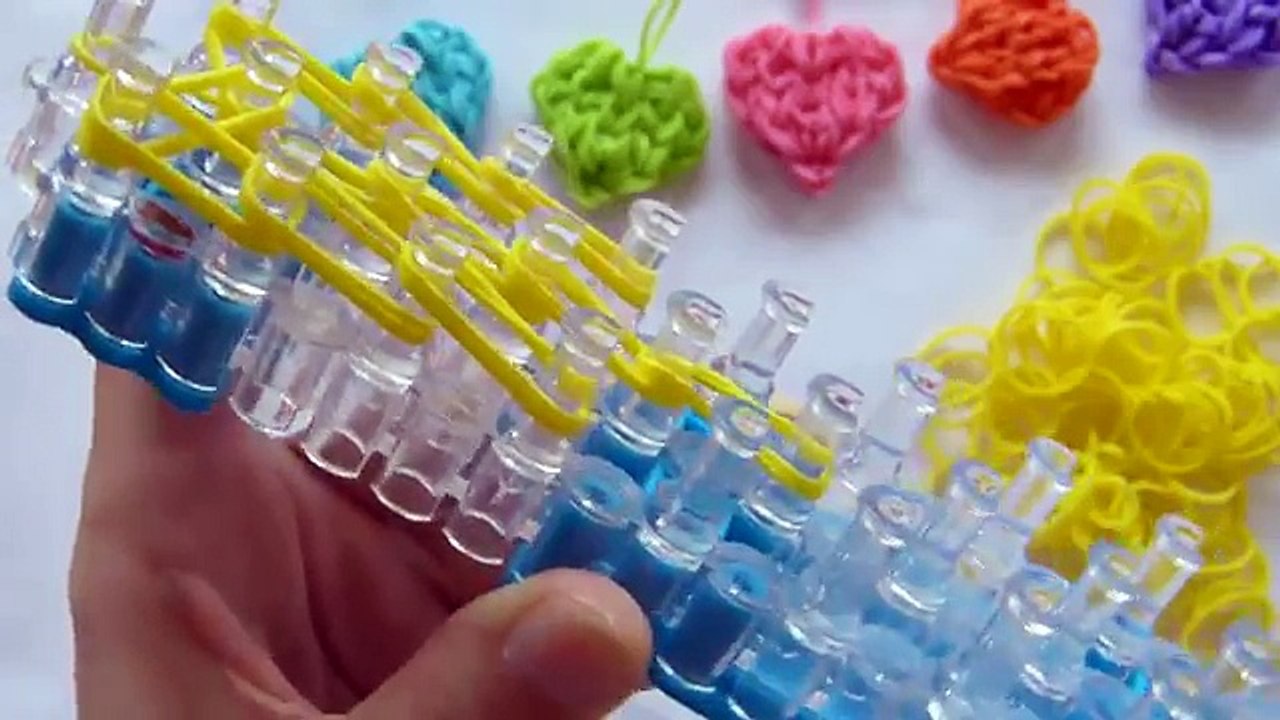 Coeurs Rainbow Loom en élastiques pour porte-clés ou pendentifs