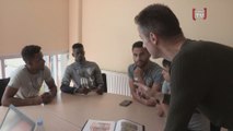 En cours de français avec les joueurs étrangers du LOSC