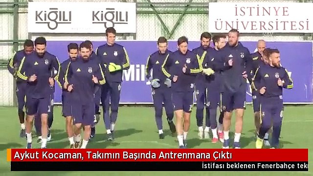 Aykut Kocaman, Takımın Başında Antrenmana Çıktı