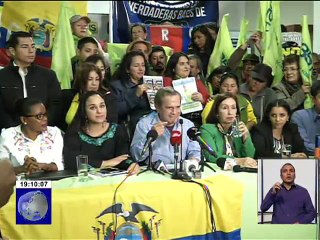 Militancia de Alianza País resolverá futuro de la organización.