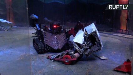 ¡Sólo puede quedar uno! Bienvenido a las peleas de robots