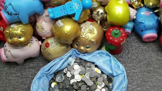 기부 문화 갈수록 위축...10명 중 3명도 안 해 / YTN