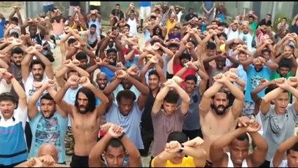 "Quatre jours que nous sommes sans eau" : les réfugiés d'un camp de Papouasie lancent un appel de détresse