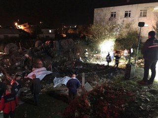 Beton Mikseri Kahvehaneye Girdi, Ortalık savaş Alanına Döndü: 2 Ölü, 5 Yaralı