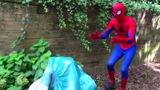 Frozen Elsa wears trash bag dress? w/ Spiderman, Maleficent, Snow white funny superhero video