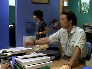 Flipper 1995 S01e18 The Girl Who Came To Dinner