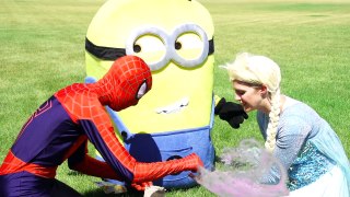 Giant Minion vs Elsa and Spiderman!! Giant candy prank!! Funny superhero in real life!!