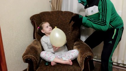 Finger Family Collection Songs Daddy Finger Nursery Rhymesт HULK Playing with Pit Balls ba