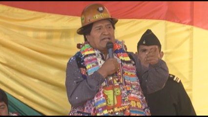 Evo Morales amenaza con expulsar al representante de EEUU por "conspiración"