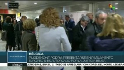 200 alcaldes catalanes llegan a Bélgica para apoyar a Puigdemont