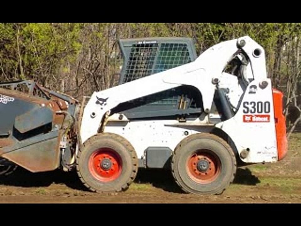BOBCAT S300 SKID STEER LOADER Service Repair Manual S/N 530911001 & Above