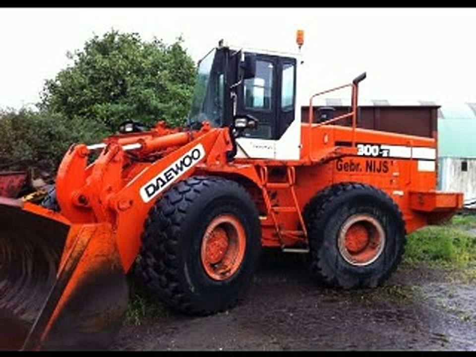 DAEWOO MEGA 300-III WHEEL LOADER Service Repair Manual SN：0001 and Up