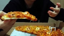 Cheesy 7 Sensation pizza | Pizza Hut : ASMR / Mukbang ( Eating Sounds )