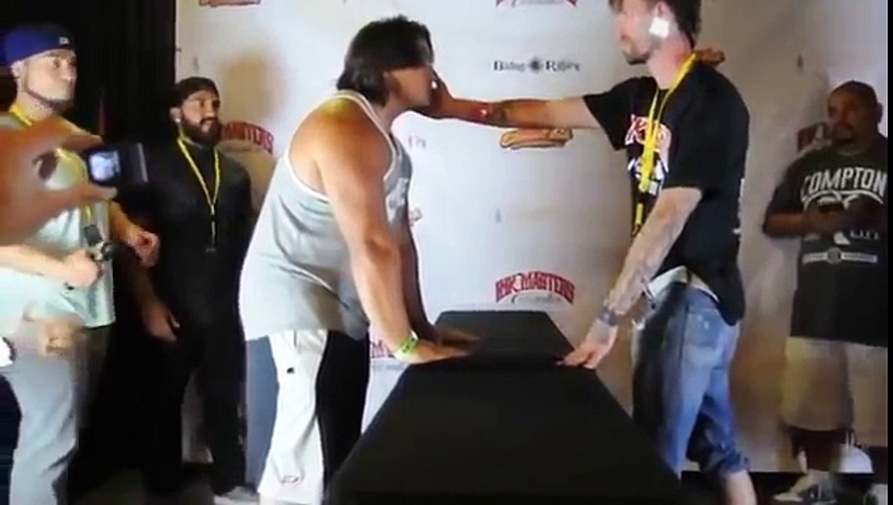Slapping contest knockout