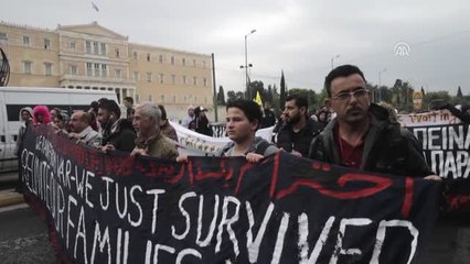 Yunanistan'da Açlık Grevindeki Sığınmacılardan Protesto