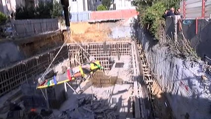 Kadıköy'de Beton Mikserinin Pompası Patladı: 2 Yaralı