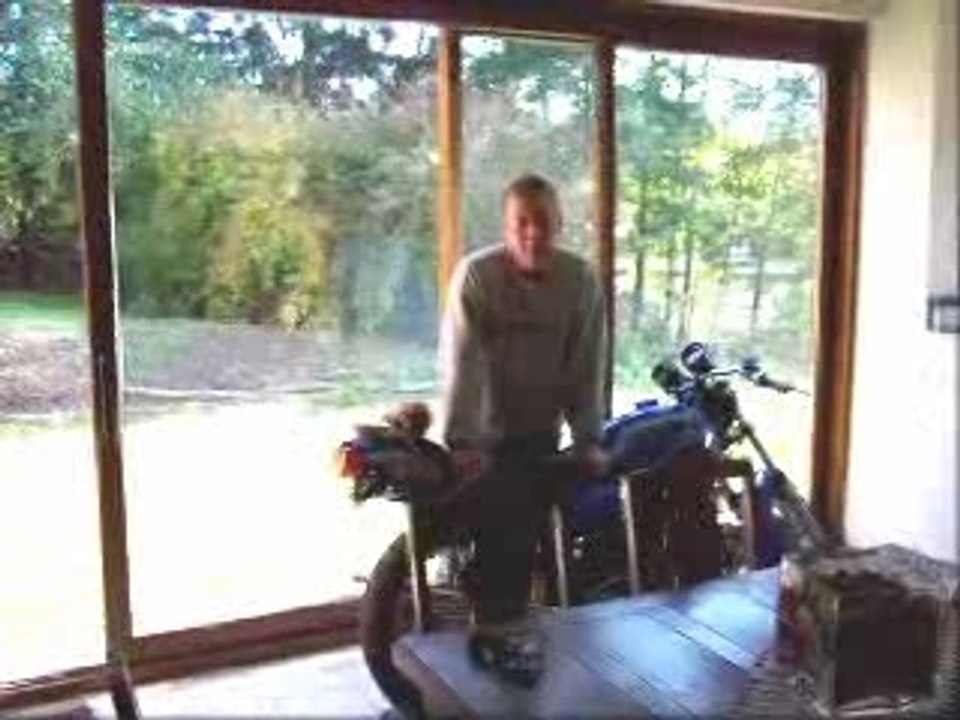 Présentation de Philippe Laveine : SOS MOTO PIECES.