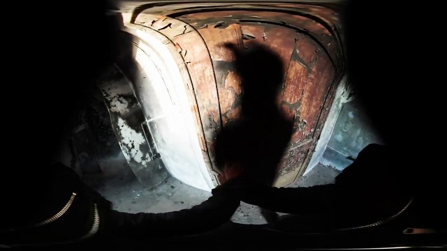360° VR 4k - CLAUSTROPHOBIA ROOM _ VR HORROR _ CELL - VIRTUAL REALITY 3D-GY0aQIcMPt4