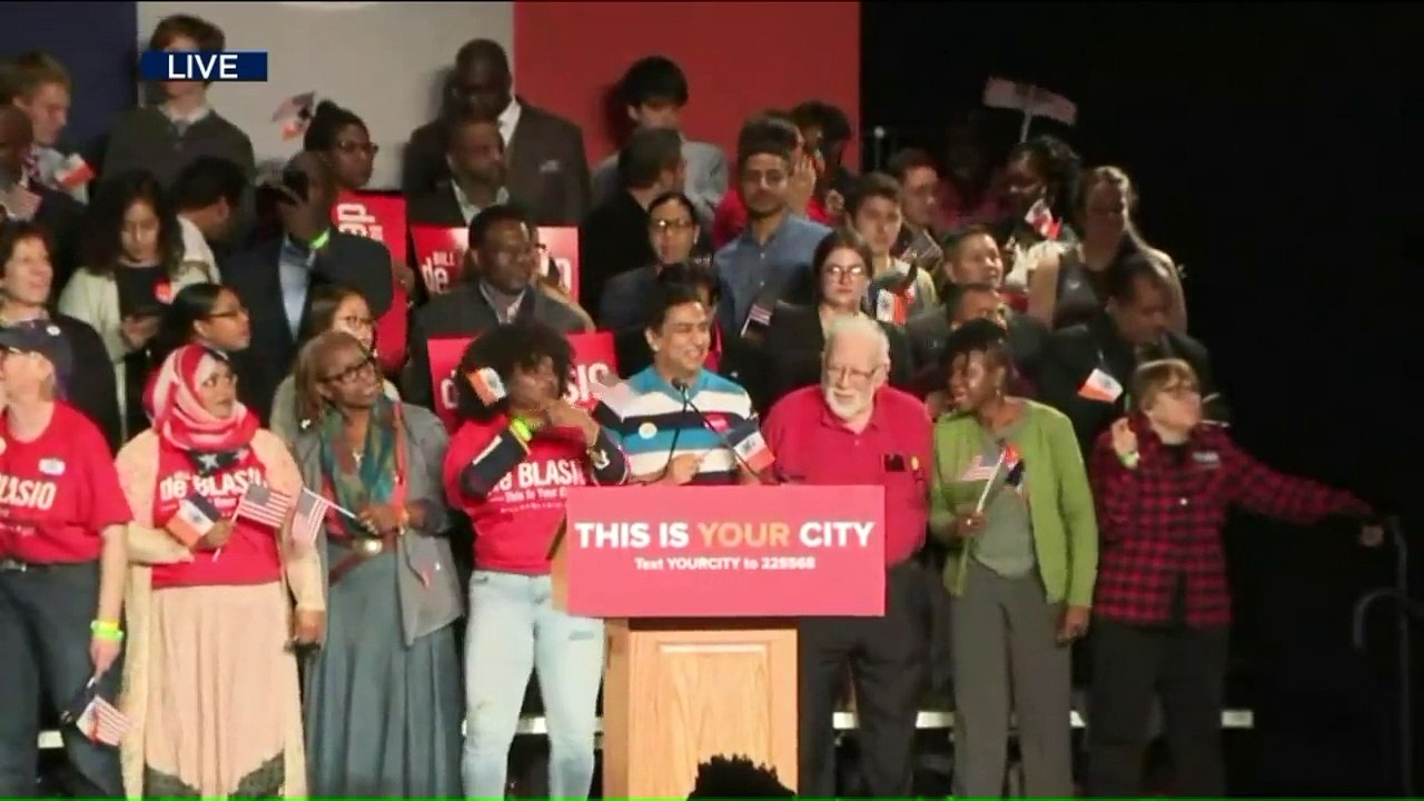 Democrat Bill de Blasio Wins Re-Election as New York City Mayor