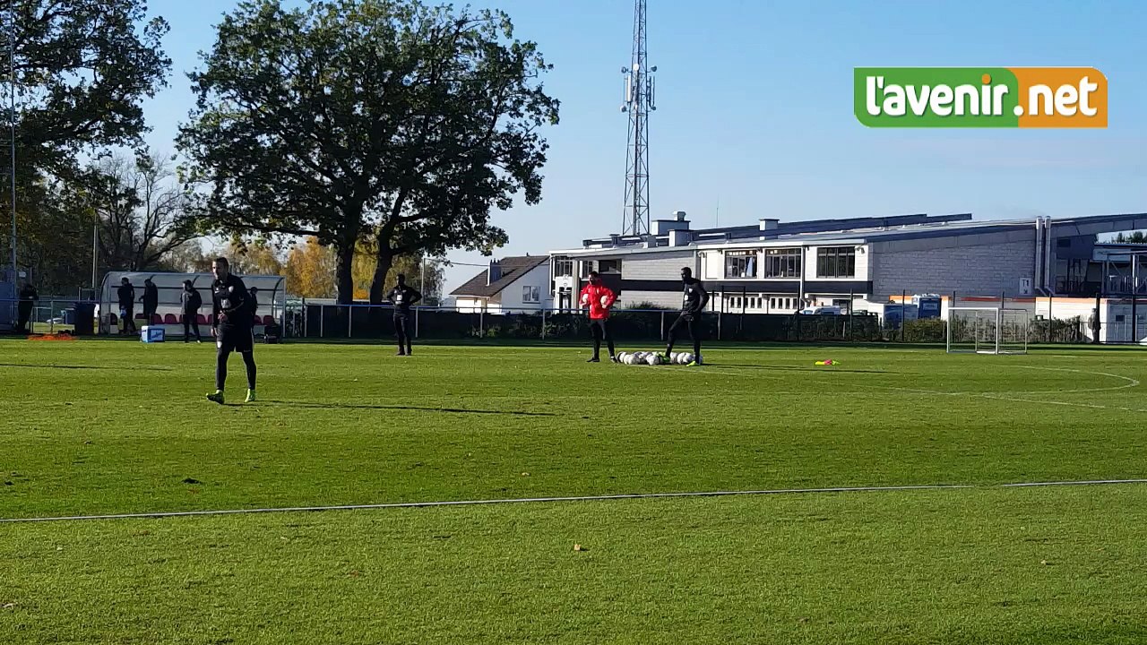 Tension lors du premier entraînement de Claude Makélélé à Eupen