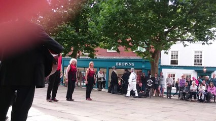 MORRIS DANCERS vid 42