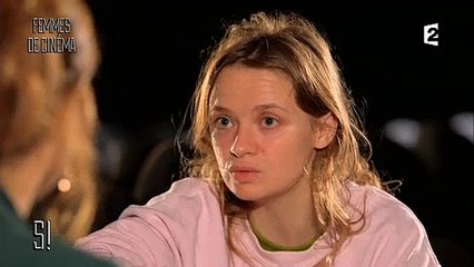 Sarah Forestier explique pourquoi elle n'a pas voulu se maquiller et coiffer lors de l'interview dans "Stupéfiant"