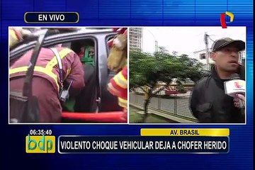 Avenida Brasil: choque entre ambulancia y auto deja una persona herida