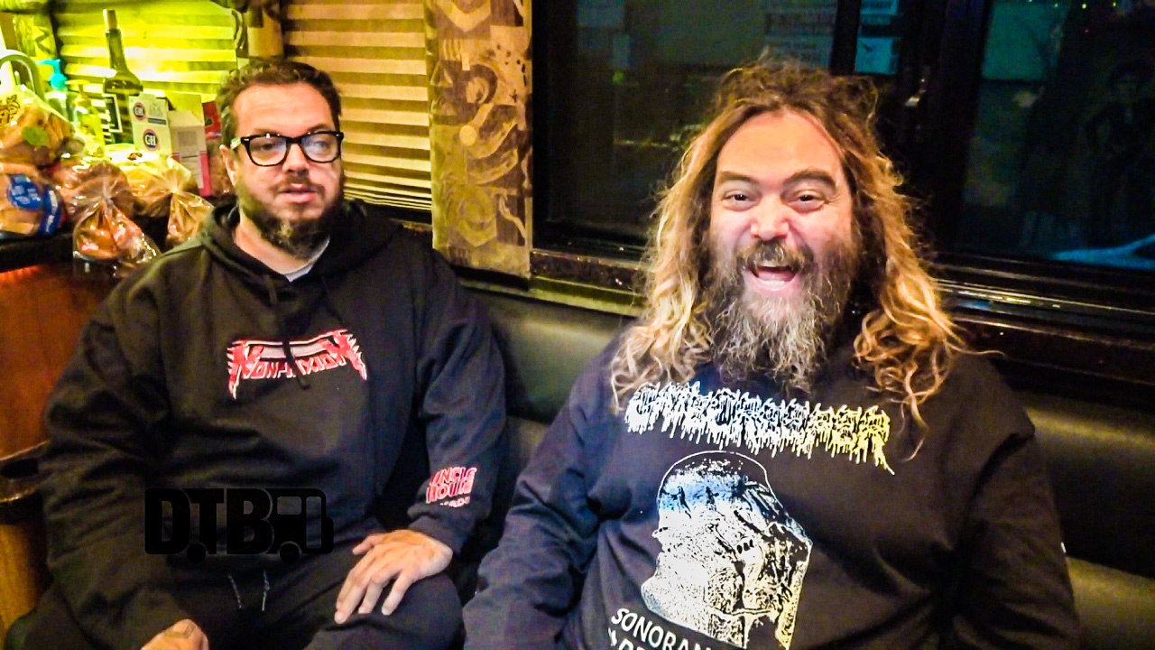 Max & Iggor Cavalera - CRAZY TOUR STORIES Ep. 568
