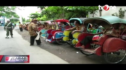 Puluhan Tukang Becak di Solo Berikan Angkutan Gratis kepada Tamu Pernikahan Kahiyang-Bobby