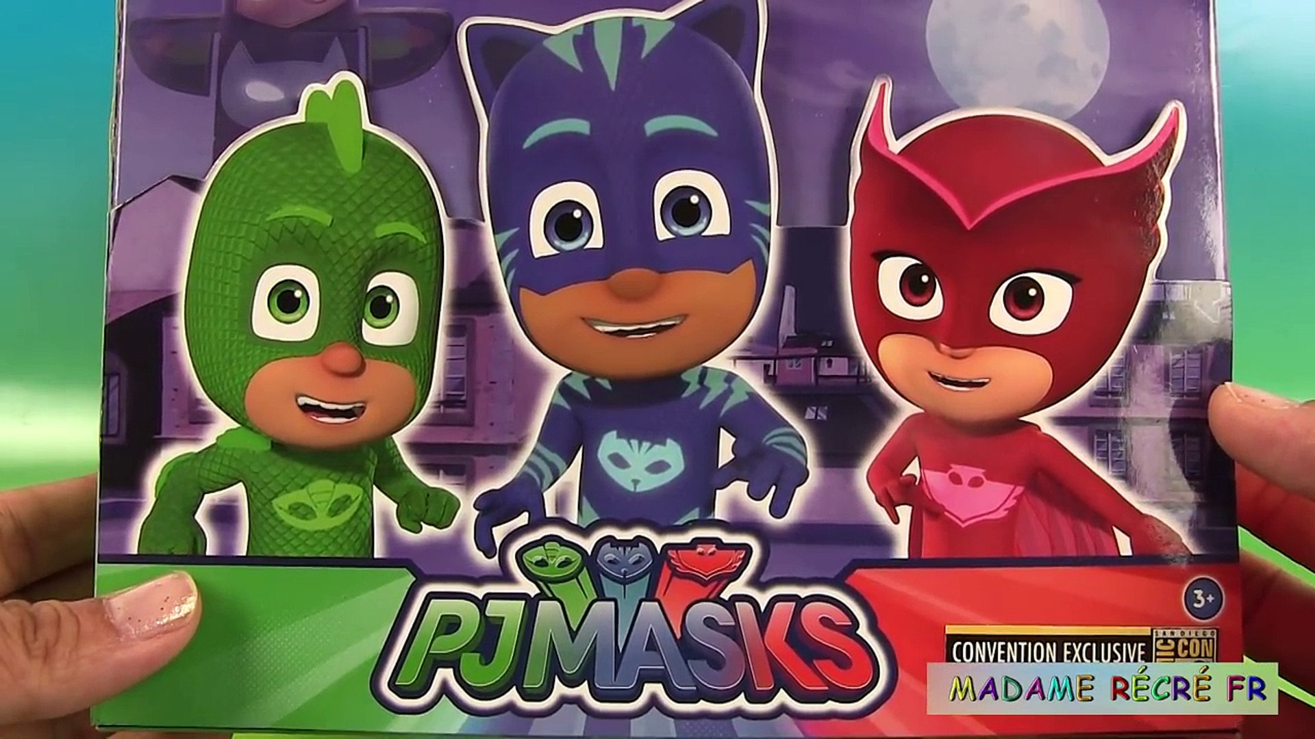 Pyjamasques PJ Masks Figurines Comic Con Cubeez Superman Batman Surprises -  video Dailymotion