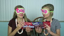 Giant Candy Challenge ~ Jacy and Kacy