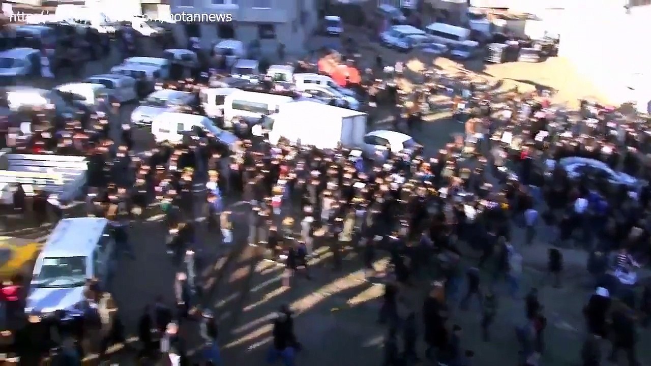 when people from North Kurdistan breached Turkish border and went to Kobane - 2015